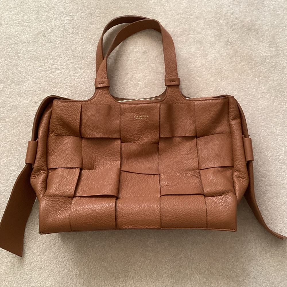 Lia Numa Genuine Leather Made In Italy Ladies Large Tote Basket Weave Pattern